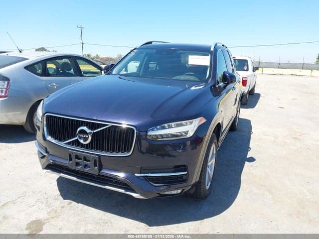 2017 VOLVO XC90 T5 MOMENTUM 6