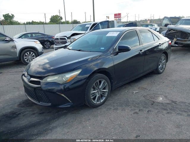 2017 TOYOTA CAMRY SE 2