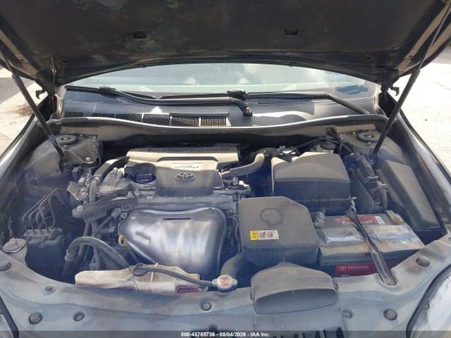 2017 TOYOTA CAMRY SE 10