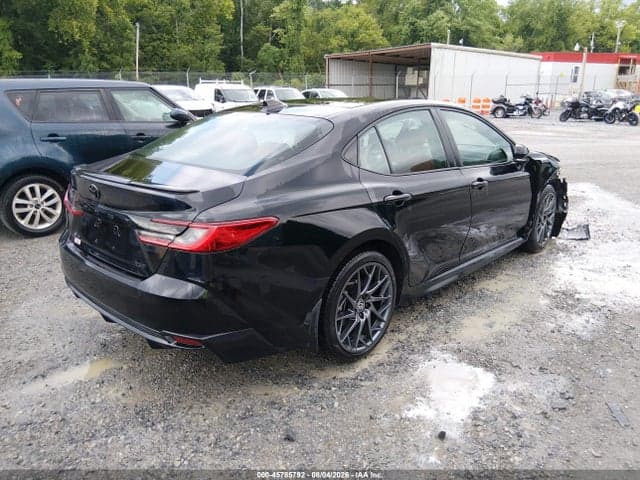 2025 TOYOTA CAMRY XSE 4