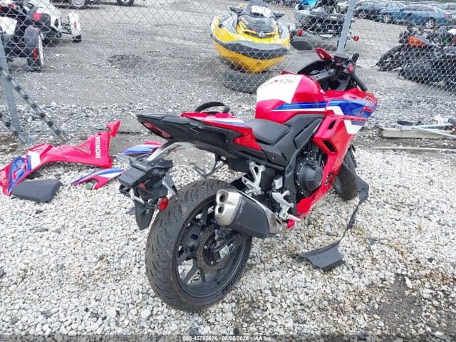 2025 HONDA CBR500 RA 4