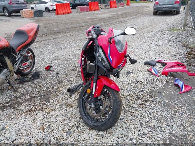 2025 HONDA CBR500 RA 5