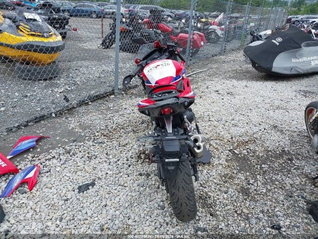 2025 HONDA CBR500 RA 6