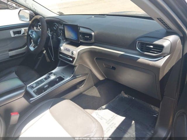 2022 FORD EXPLORER XLT 5