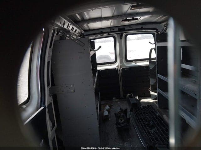 2017 GMC SAVANA 2500 WORK VAN 8