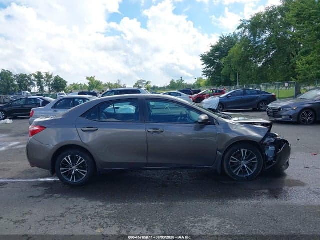 2018 TOYOTA COROLLA LE 13