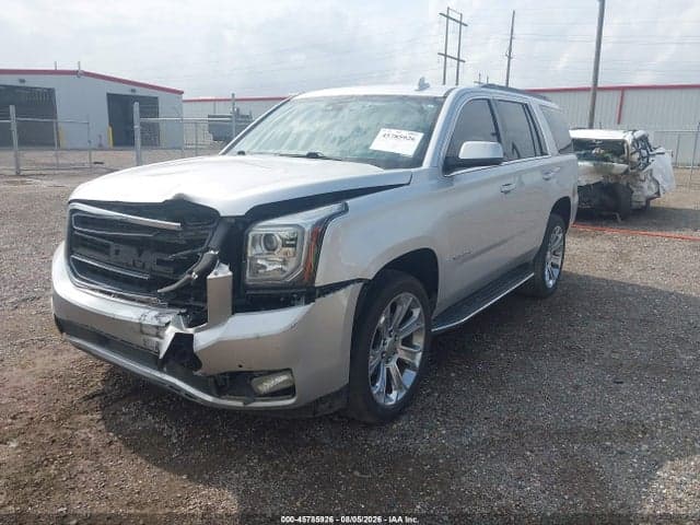 2017 GMC YUKON SLT 2