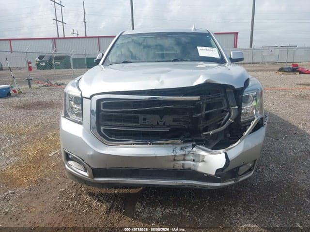 2017 GMC YUKON SLT 13