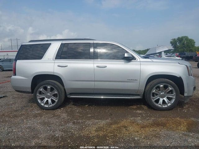 2017 GMC YUKON SLT 14