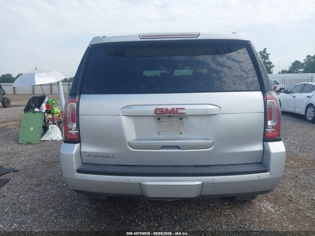 2017 GMC YUKON SLT 17