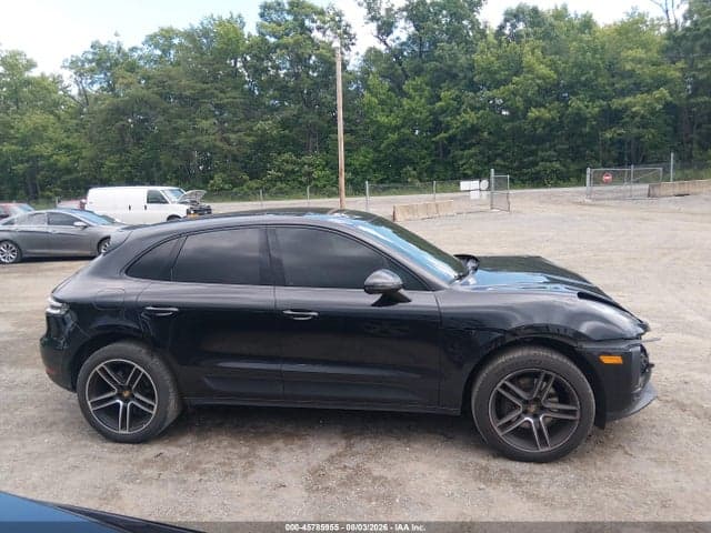 2020 PORSCHE MACAN 13