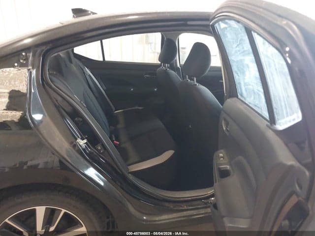 2021 NISSAN VERSA SV XTRONIC CVT 8