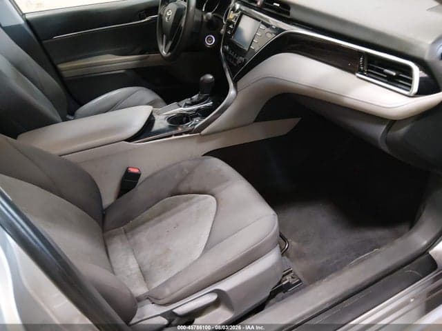 2018 TOYOTA CAMRY LE 5