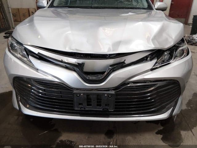 2018 TOYOTA CAMRY LE 6
