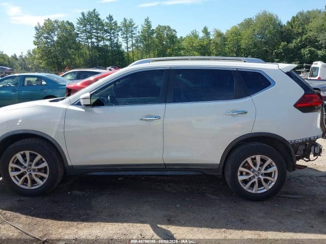 2017 NISSAN ROGUE SV 14
