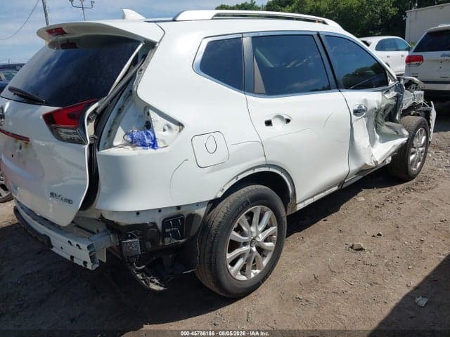 2017 NISSAN ROGUE SV 4