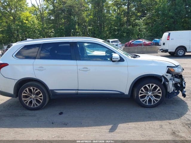 2018 MITSUBISHI OUTLANDER ES/LE/SE/SEL 12