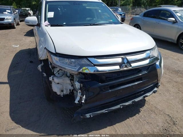 2018 MITSUBISHI OUTLANDER ES/LE/SE/SEL 10