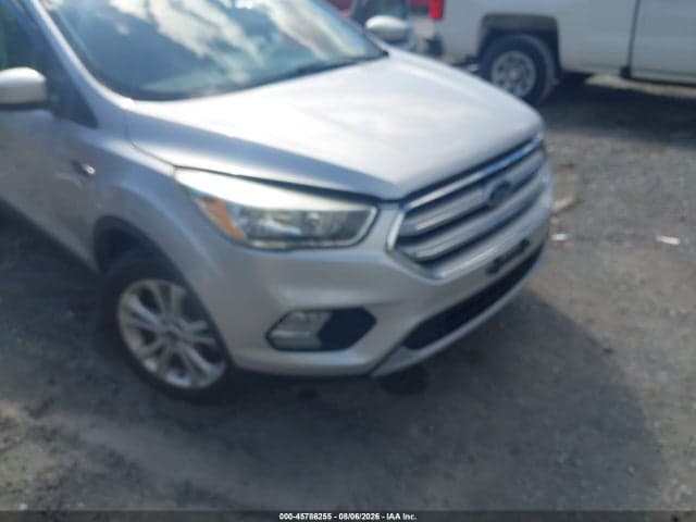 2017 FORD ESCAPE SE 6