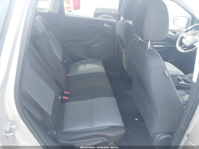 2017 FORD ESCAPE SE 8