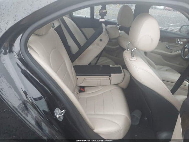 2017 MERCEDES-BENZ C 300 4MATIC 8