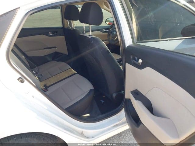 2022 HYUNDAI ACCENT SE 8