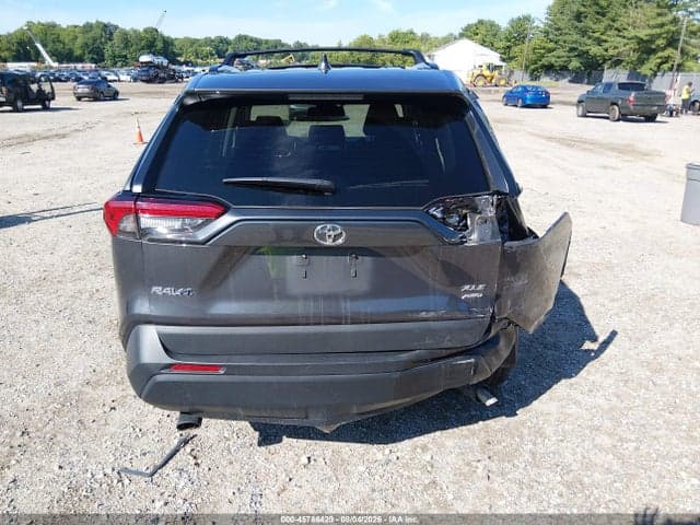2025 TOYOTA RAV4 XLE 16