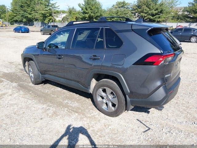 2025 TOYOTA RAV4 XLE 3