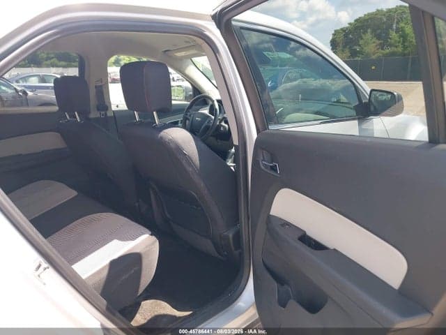 2017 CHEVROLET EQUINOX LS 8