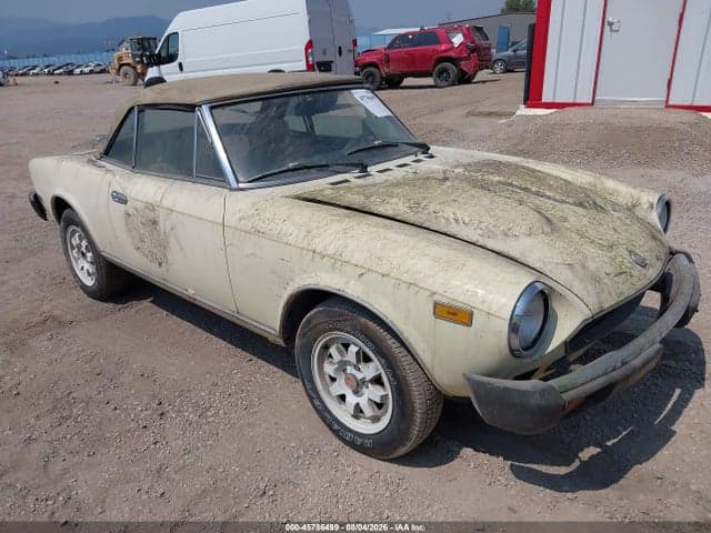 1982 FIAT 124 SPIDER