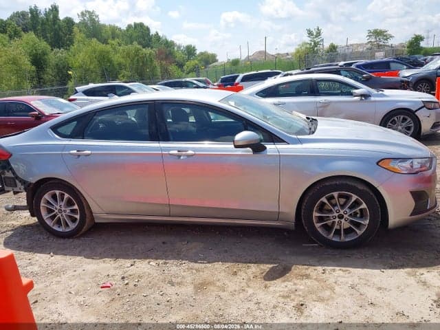 2020 FORD FUSION SE 14