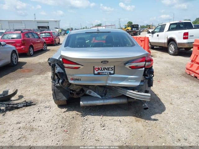 2020 FORD FUSION SE 17