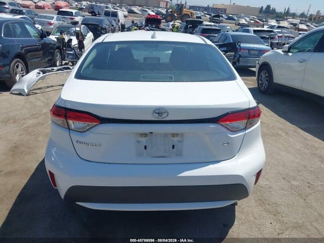 2020 TOYOTA COROLLA LE 17