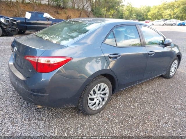 2017 TOYOTA COROLLA LE 4