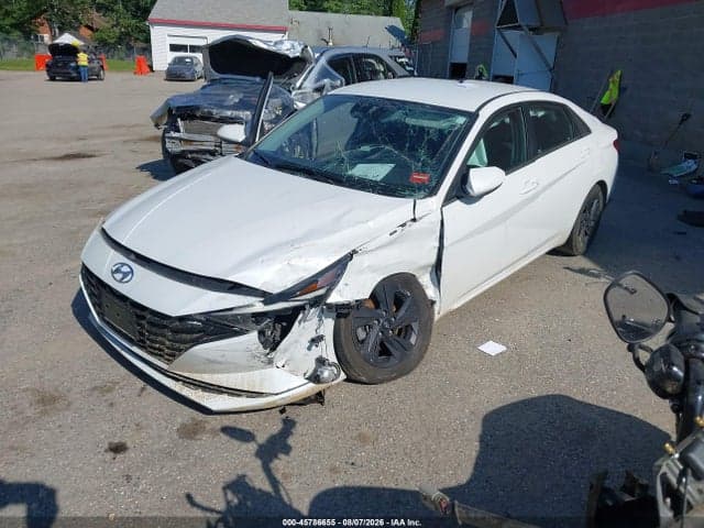 2022 HYUNDAI ELANTRA SEL 2