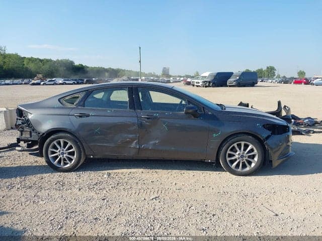 2017 FORD FUSION SE 14
