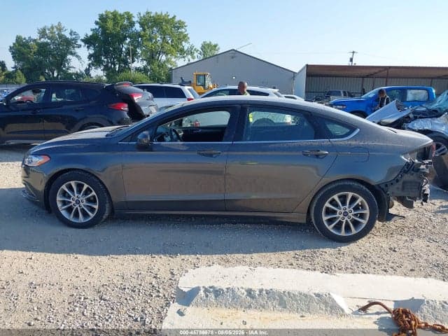 2017 FORD FUSION SE 15