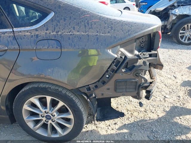2017 FORD FUSION SE 20