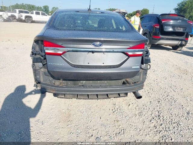 2017 FORD FUSION SE 21