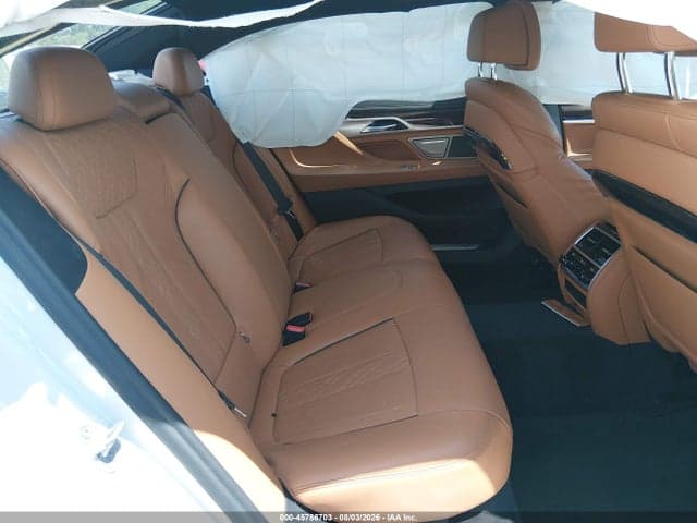 2019 BMW 740I 8