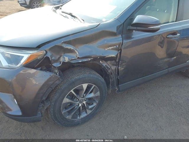 2017 TOYOTA RAV4 HYBRID XLE 6