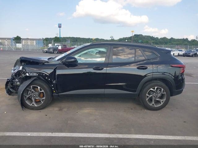 2025 CHEVROLET TRAX FWD LT 11