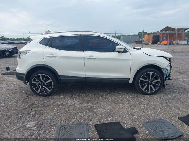 2018 NISSAN ROGUE SPORT SL 14