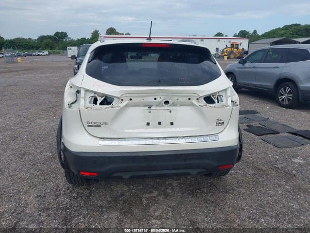 2018 NISSAN ROGUE SPORT SL 17