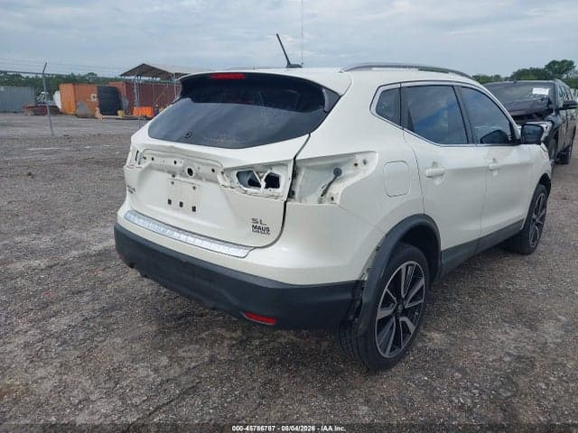 2018 NISSAN ROGUE SPORT SL 19