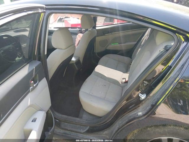 2018 HYUNDAI ELANTRA SEL 8