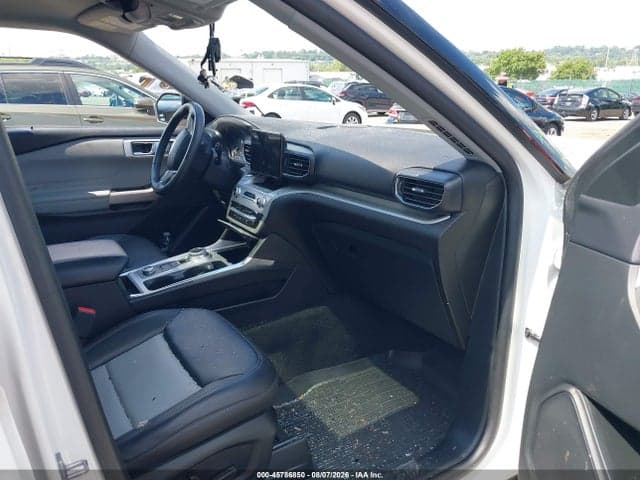 2022 FORD EXPLORER XLT 5
