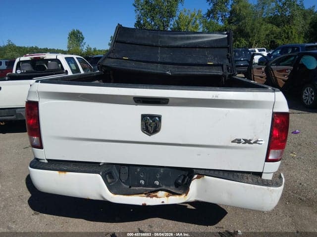 2019 RAM 1500 CLASSIC 16