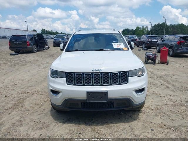 2020 JEEP GRAND CHEROKEE LAREDO E 4X4 13
