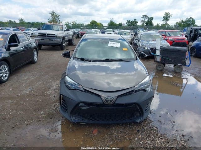2018 TOYOTA COROLLA SE 12